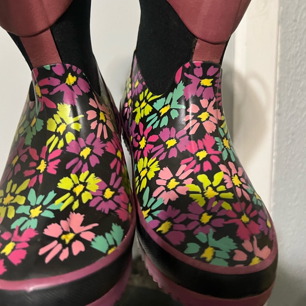 Western Chief Multicolor Floral Rain Boots